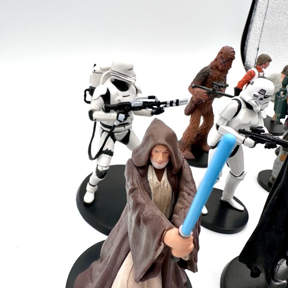 Lot of 20 Star Wars Cake Toppers Figures 4” Disney Store - Picture 6 of 10